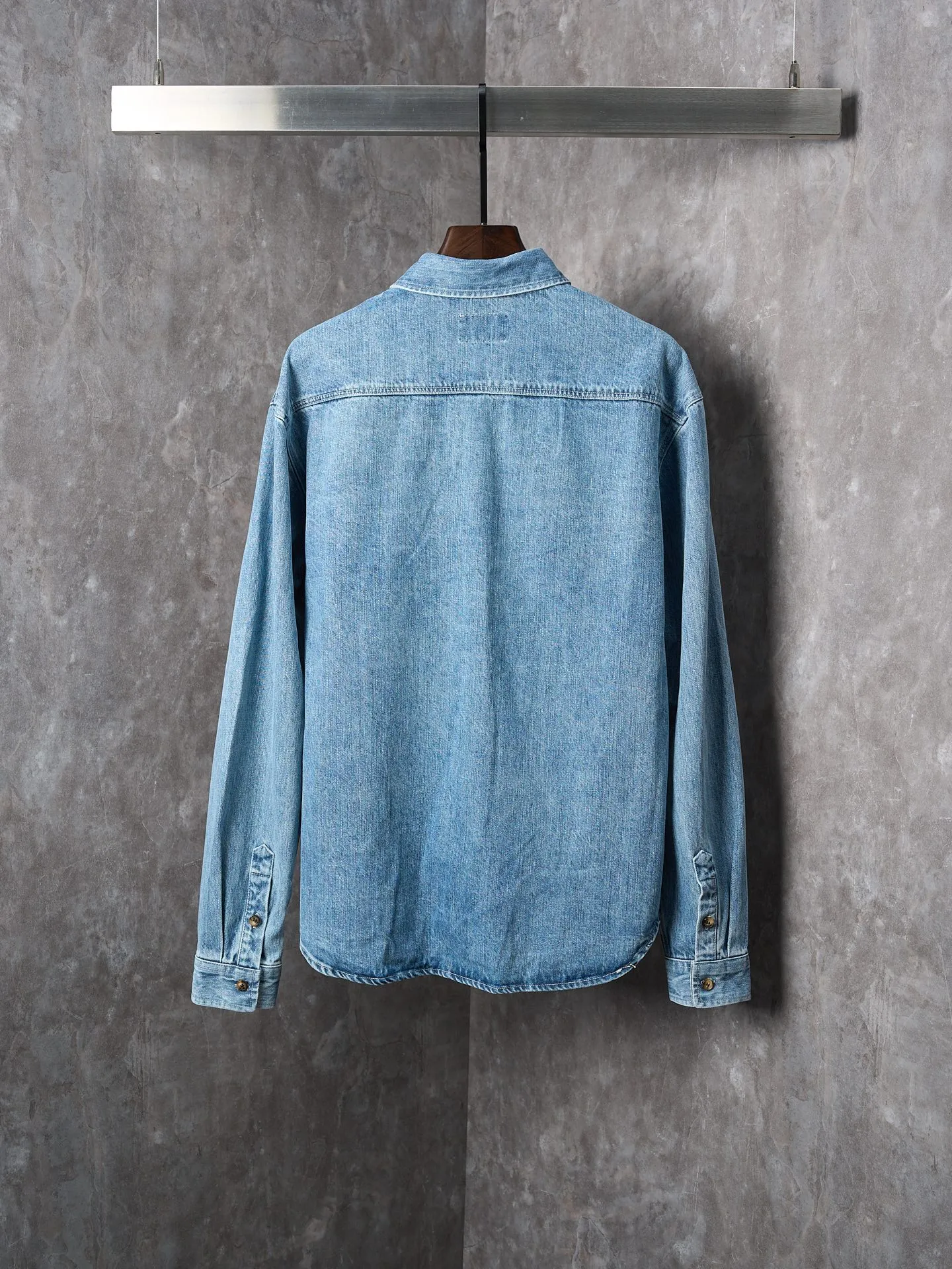 💰480 [actual auction] Saint Laurent/YSL logo embroidered denim shirt jacket [Ready stock] S M L XL